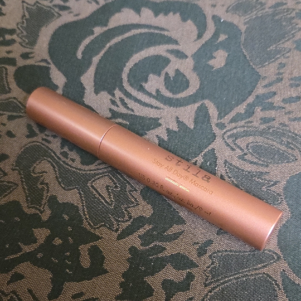 Stila Stay All Day Mascara - Intense Black NWOT